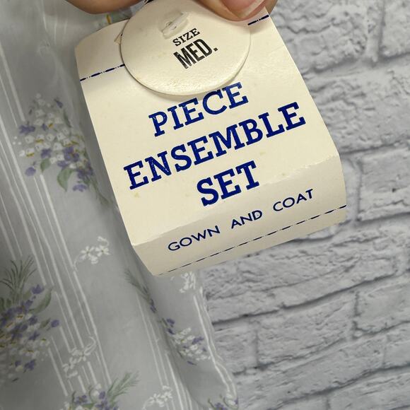 Vintage Ballet Peignoir Set Size M White Floral Cotton Blend Robe Gown Short New - Picture 7 of 12